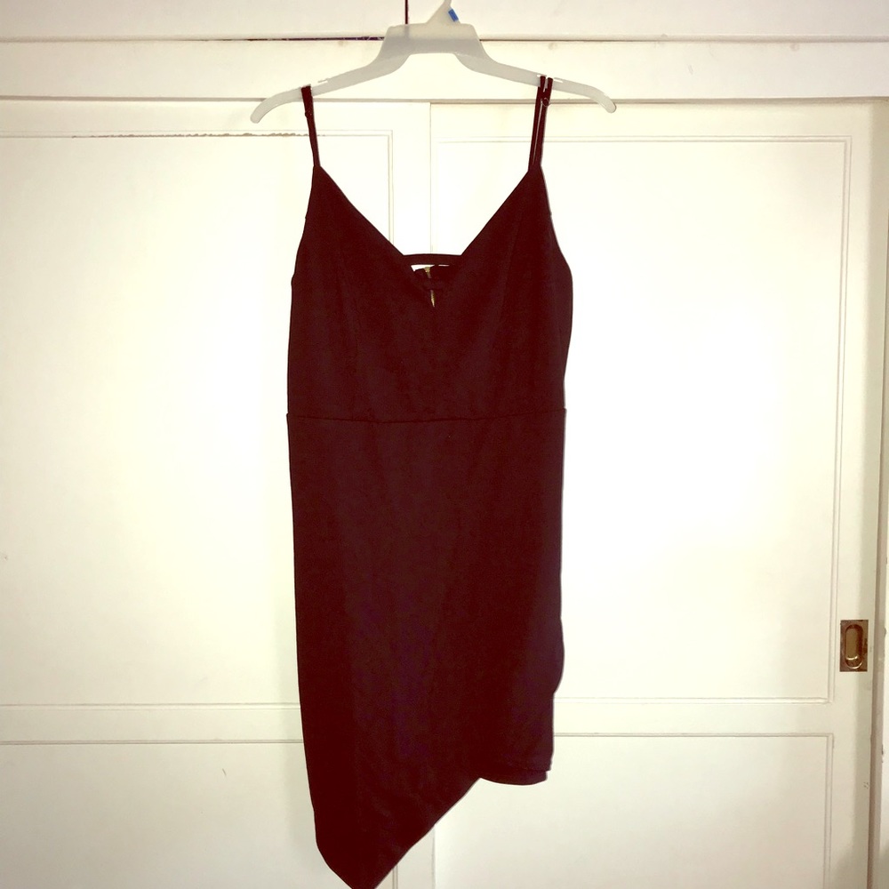 Plus size Women’s Black Dress!